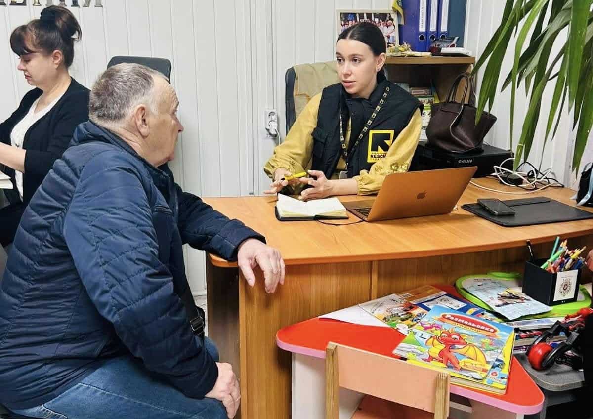 ВПО з Покровська у Дніпрі зможуть отримати консультації юриста та психолога: як долучитися