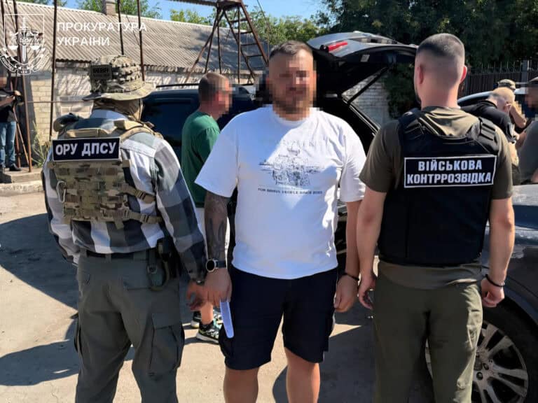 Командир взвода на Донецком направлении якобы украл беспилотников на сумму более 670 тыс. грн. Ему объявили подозрение