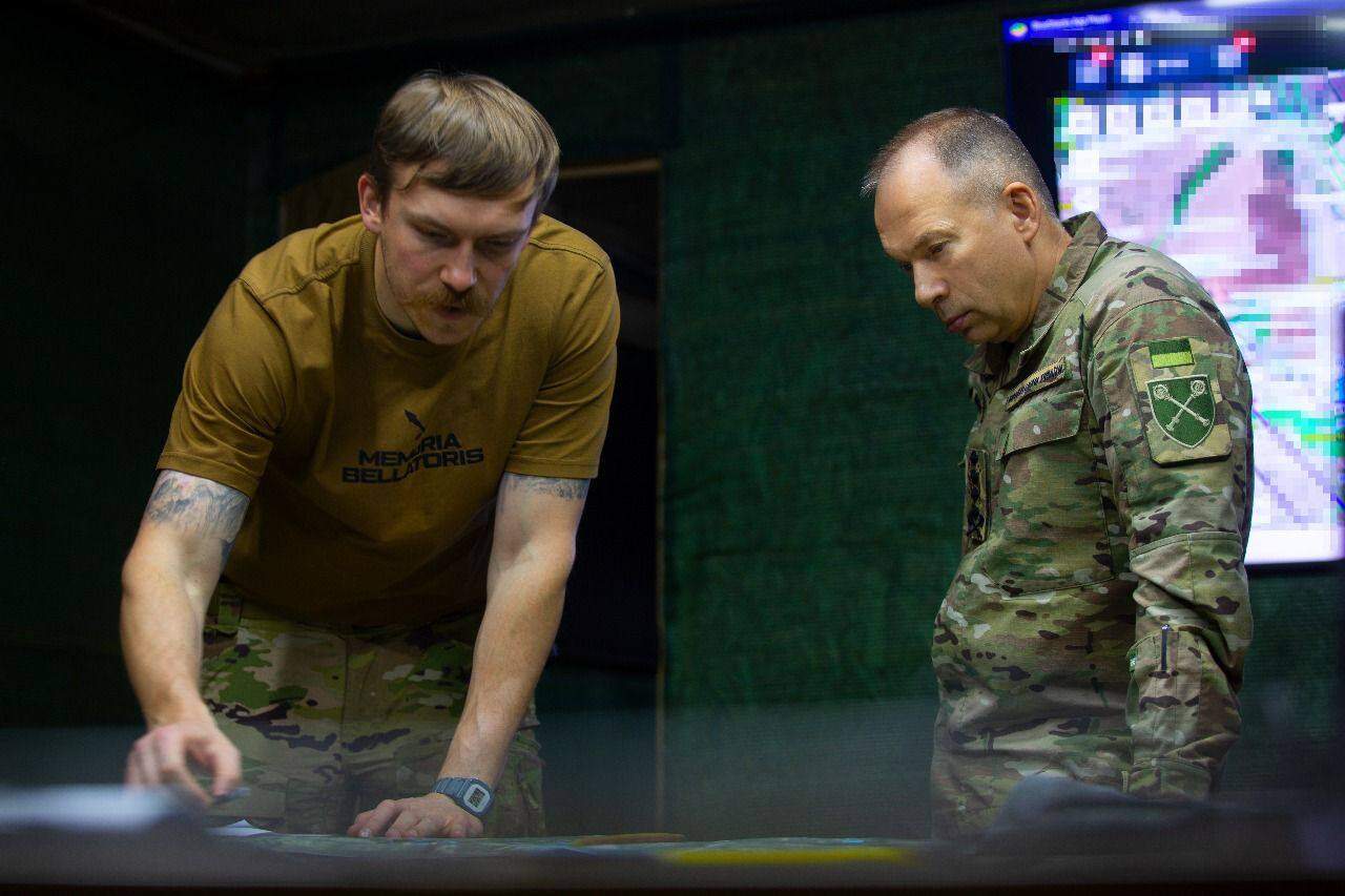 Сили оборони оточили частину російських підрозділів, які проривалися до Добропілля, — Сирський
