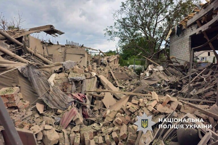 По меньшей мере два человека получили ранения в результате российских ударов по Дружковке