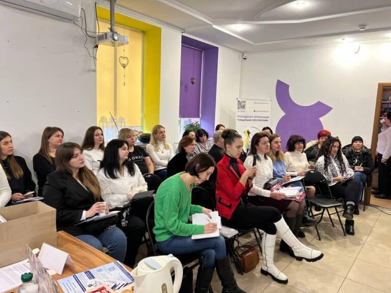 Для жительок Донецької області проведуть тренінг із запуску власної справи: як долучитися