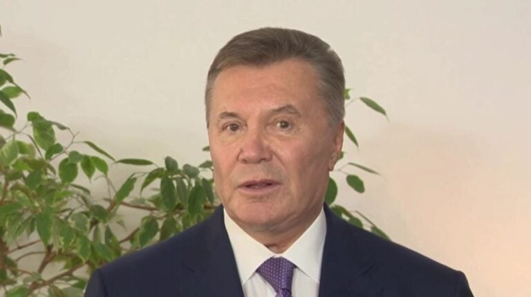 Російські медіа показали відео з нібито президентом-втікачем Януковичем: що він каже