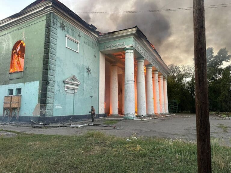 Двое погибших и девять раненых, в том числе ребенок, в результате российских ударов: сутки 6 сентября на Донетчине (СВОДКА)