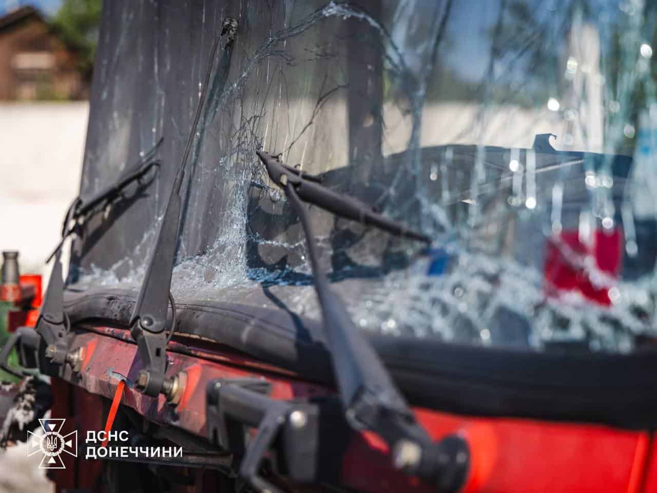 Росіяни вдарили безпілотником по рятувальниках у Краматорську: які наслідки