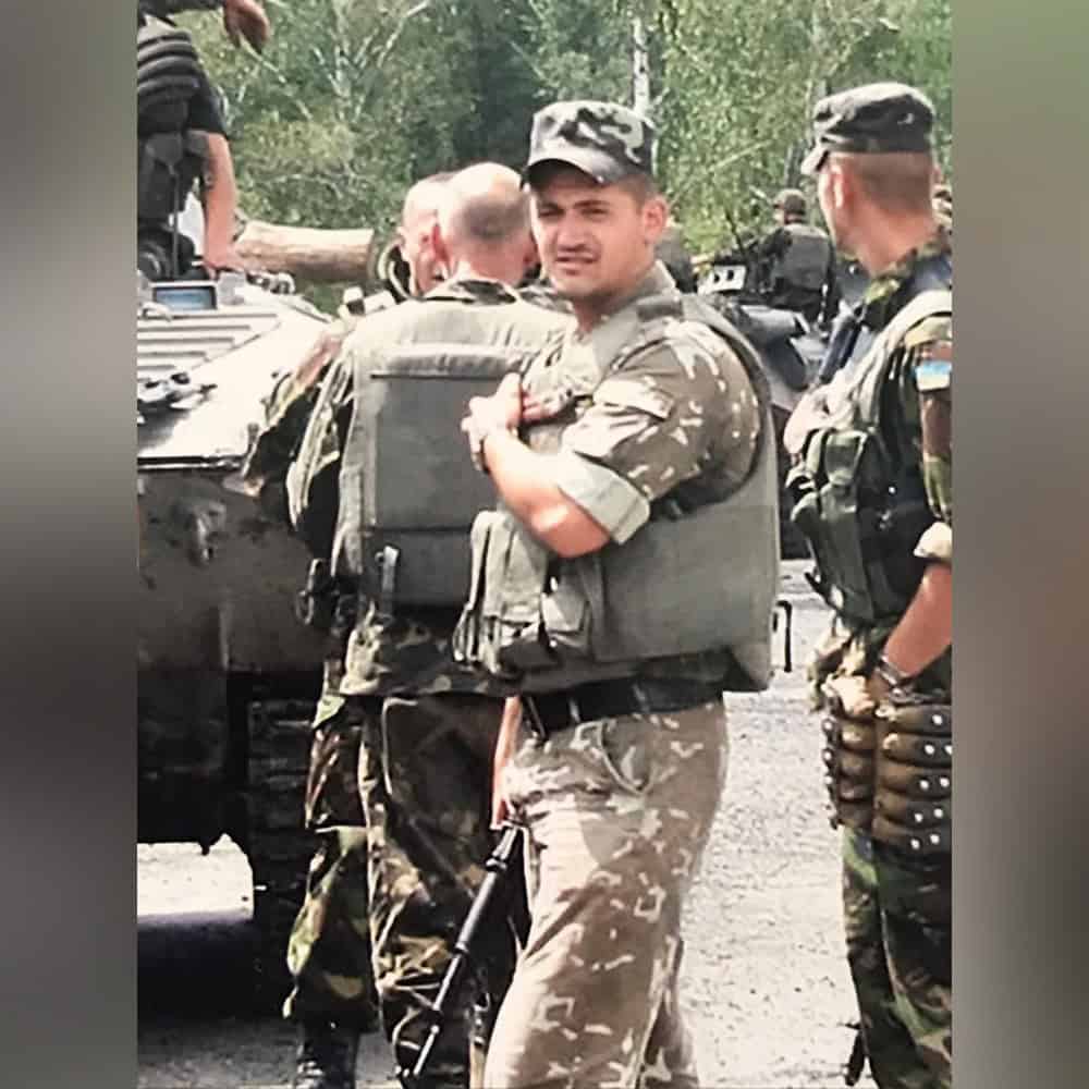Зображення до посту: Мріяв стати художником чи діджеєм, але став військовим: згадаймо Романа Наглюка, який боронив Схід у 2014 році