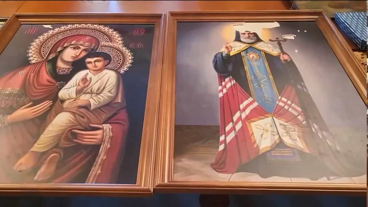 Росіяни показали ікони Митрофана Воронезького та Святогірської Божої Матері, які вивезли з Бахмута: де вони тепер