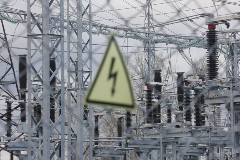 Перегляньте новину: Німеччина передала Україні 60 млн євро на підтримку енергетики Німеччина передала Україні 60 млн євро на підтримку енергетики