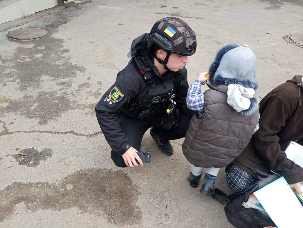 2-річний хлопчик, якого виявили у Костянтинівці після удару по місту КАБами 11 жовтня 2025 року