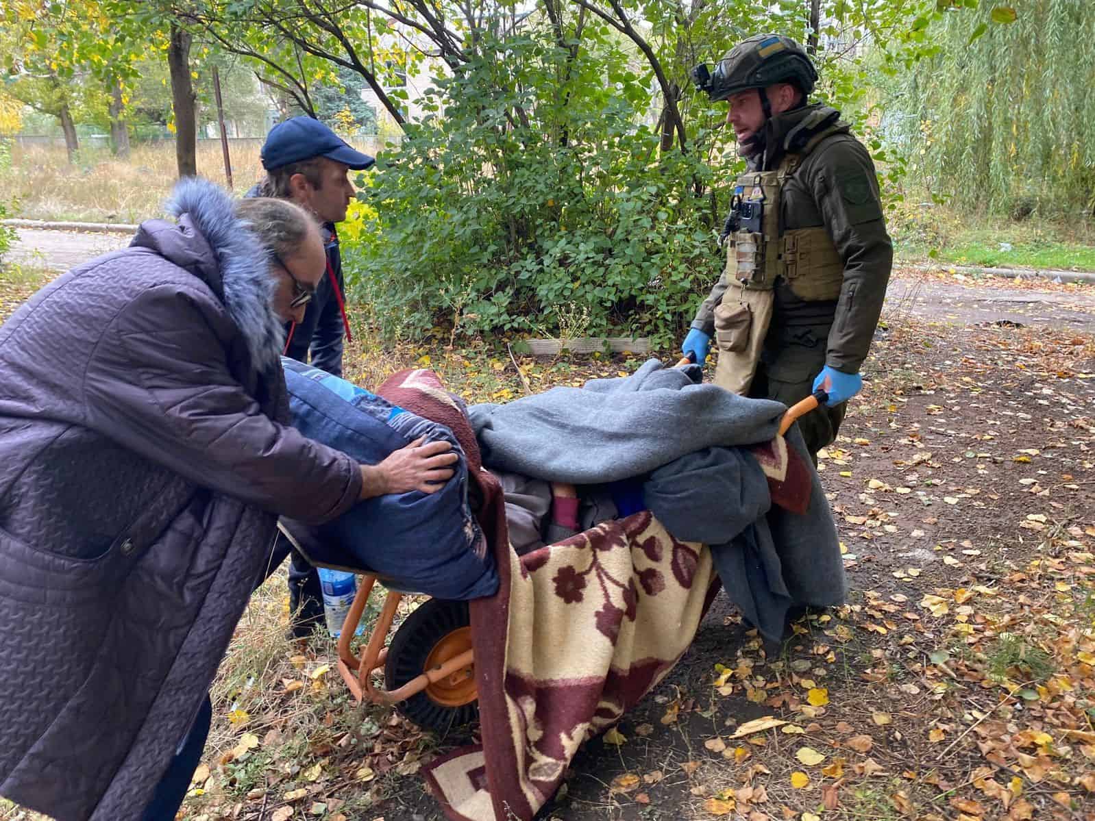 Зображення до посту: Двоє загиблих та четверо поранених: окупаційна армія вдарила КАБами по Костянтинівці