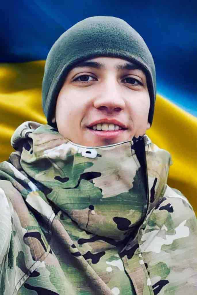 Зображення до посту: Найбільше мріяв набутися з дітьми: згадаймо 29-річного сапера з Харкова Олега Мацана, який загинув від російського дрона