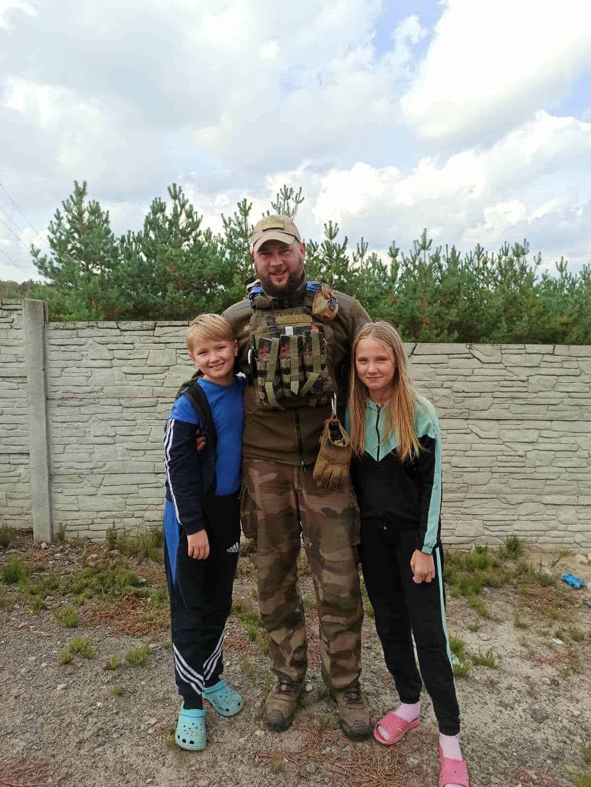 Зображення до посту: Був серед тих, хто зупинив бомбардування Харкова : згадаймо 40-річного добровольця Антона Войтенка, який загинув неподалік Ізюма