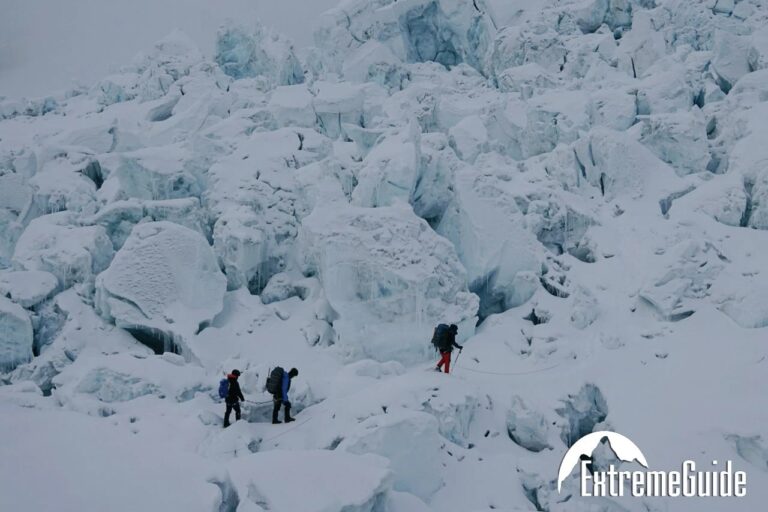 Эверест: история покорений, трагедий и рекордов