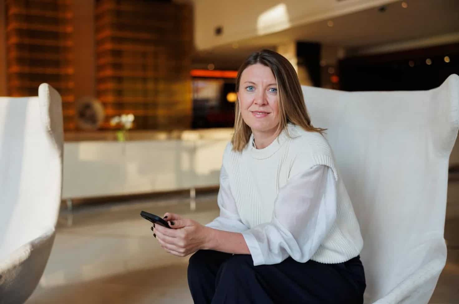 Зображення до посту: Повернення додому під час війни: які труднощі бачать українці за кордоном