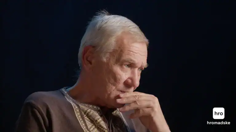 Перегляньте новину: “Зуби виривали пласкогубцями, ламали пальці й ребра”, — 64-річний лікар з Донецька про тортури в російському полоні “Зуби виривали пласкогубцями, ламали пальці й ребра”, — 64-річний лікар з Донецька про тортури в російському полоні