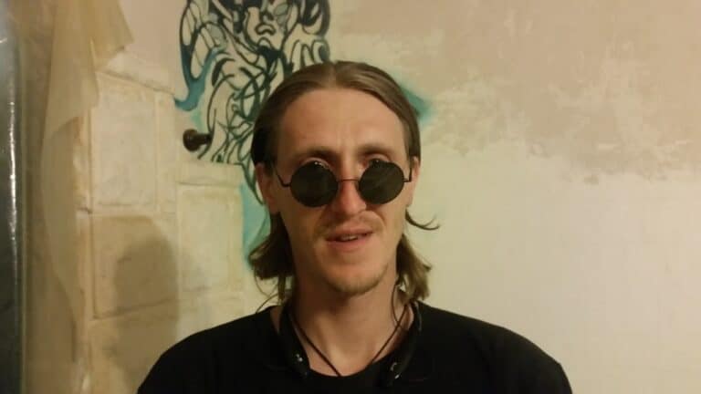 Перегляньте новину: Любив татуювання та філософські розмови: згадаймо бахмутянина Павла Шмакова, який боронив Харківщину Любив татуювання та філософські розмови: згадаймо бахмутянина Павла Шмакова, який боронив Харківщину