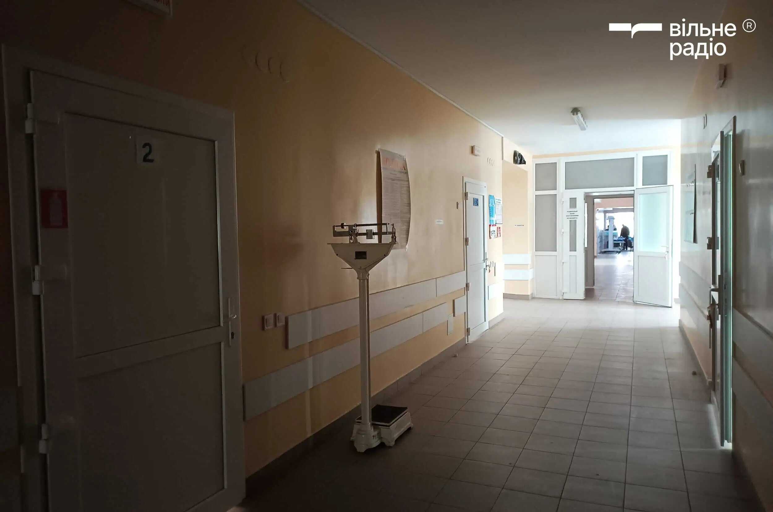 Зображення до посту: На папері масштабна, а на практиці вибіркова: як на Донеччині працює 10-річна Програма підтримки прифронтових територій