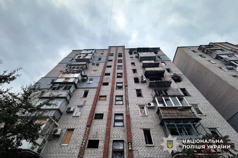 У Костянтинівці зазнали поранень п’ятеро цивільних, обійшлося без загиблих: як минуло 6 жовтня на Донеччині (ЗВЕДЕННЯ)