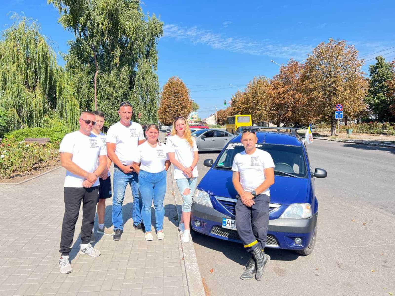 Зображення до посту: “Коли чую, що лишилася бабуся чи діти, я вже не можу це ігнорувати” — волонтер з Донеччини про евакуацію людей з прифронтових територій