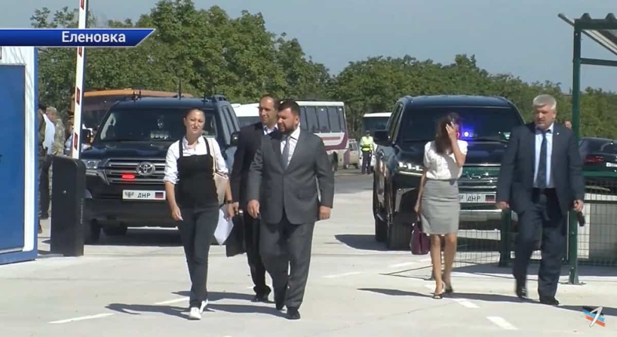 Зображення до посту: Від “нас кинув Путін” до подяк у Кремлі: біографія ватажка т.з. “ДНР” Дениса Пушиліна