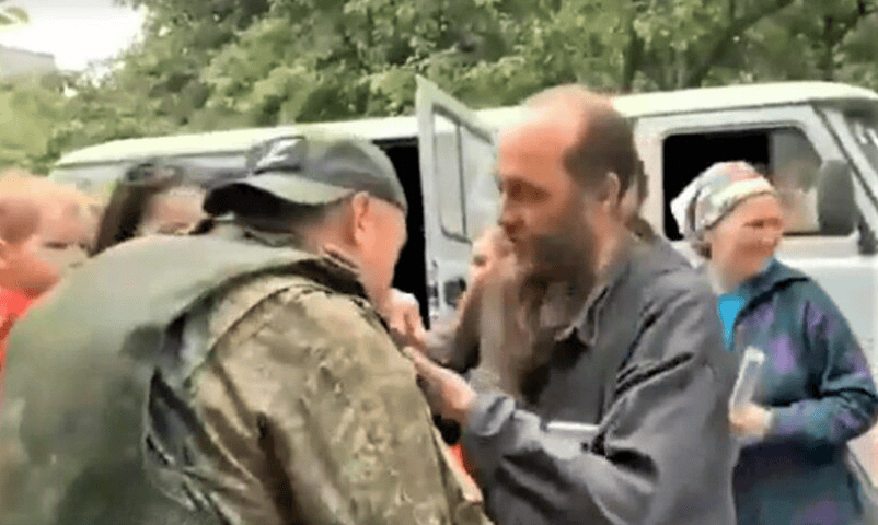 Зображення до посту: Священника из Лимана подозревают в передаче оккупантам храма под склад для оружия