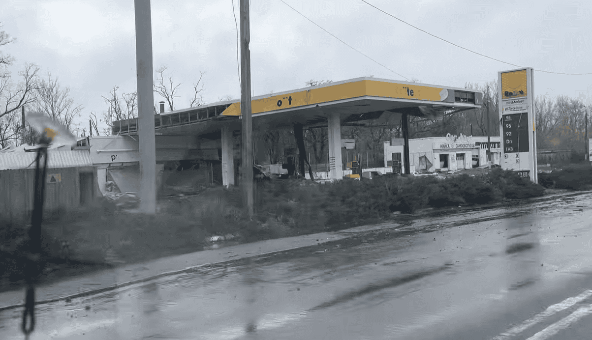 Зображення до посту: Волонтери “Проліски” евакуювали з Костянтинівки десятьох людей та кота, поки росіяни обстрілювали місто