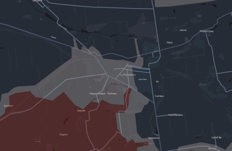 Росіяни намагаються оточити Покровськ та закріпитися в місті: що відомо