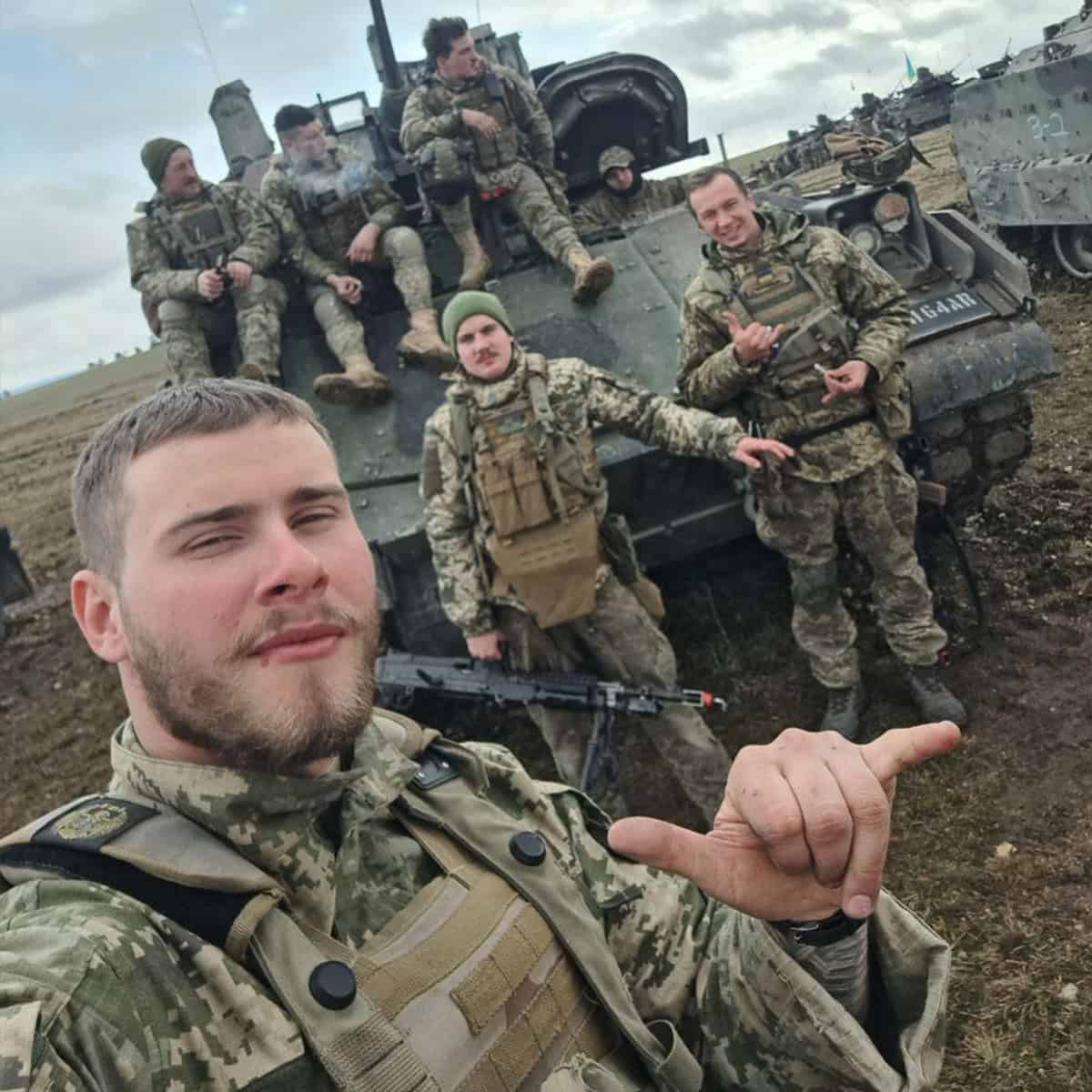 Роман Пирог із побратимами під час повномасштабного вторгнення Росії