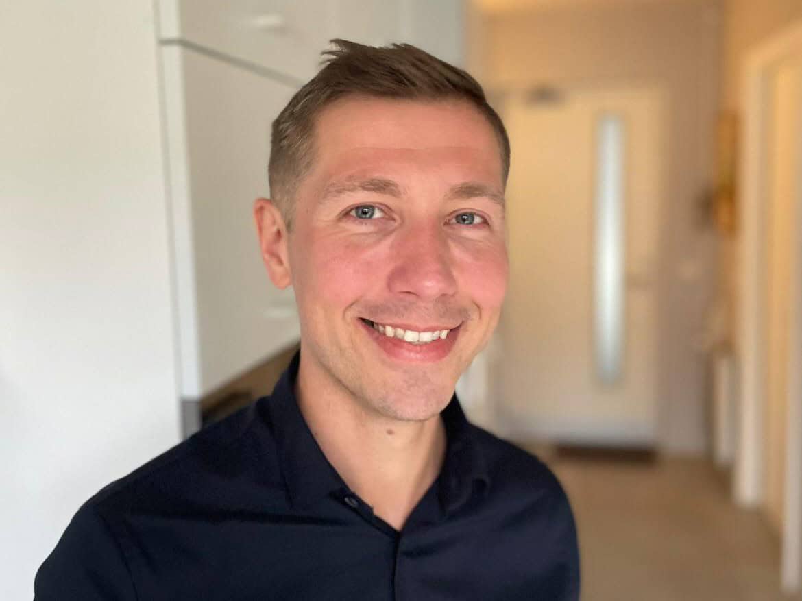 Зображення до посту: Пошуки себе навмання: як формувались ЛҐБТІК+ спільноти на Донеччині між 1991 та 2014 роками