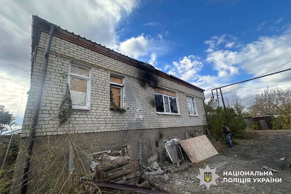 Наслідки російських атак у Донецькій області 12 жовтня 2025 року. Фото: поліція Донеччини