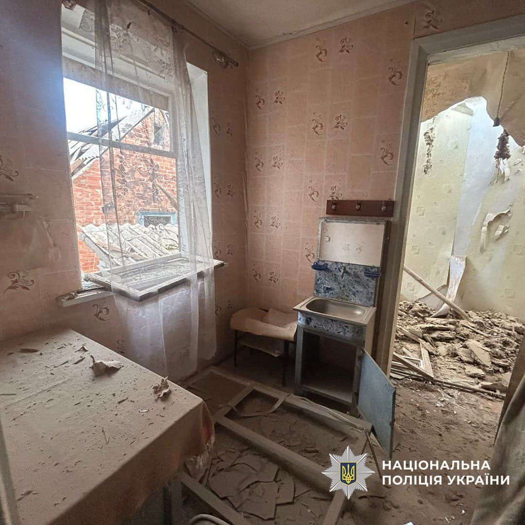 Зображення до посту: Вісім загиблих і 19 поранених: роcіяни масовано обстрілювали Донеччину 30 жовтня (ЗВЕДЕННЯ)