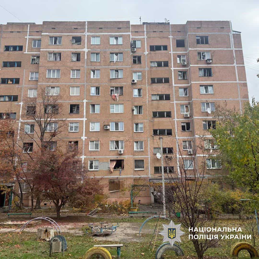 Зображення до посту: Вісім загиблих і 19 поранених: роcіяни масовано обстрілювали Донеччину 30 жовтня (ЗВЕДЕННЯ)