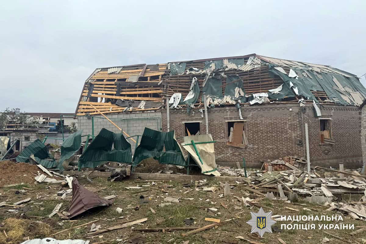 Наслідки російських атак у Донецькій області 9 жовтня 2025 року. Фото: поліція Донеччини