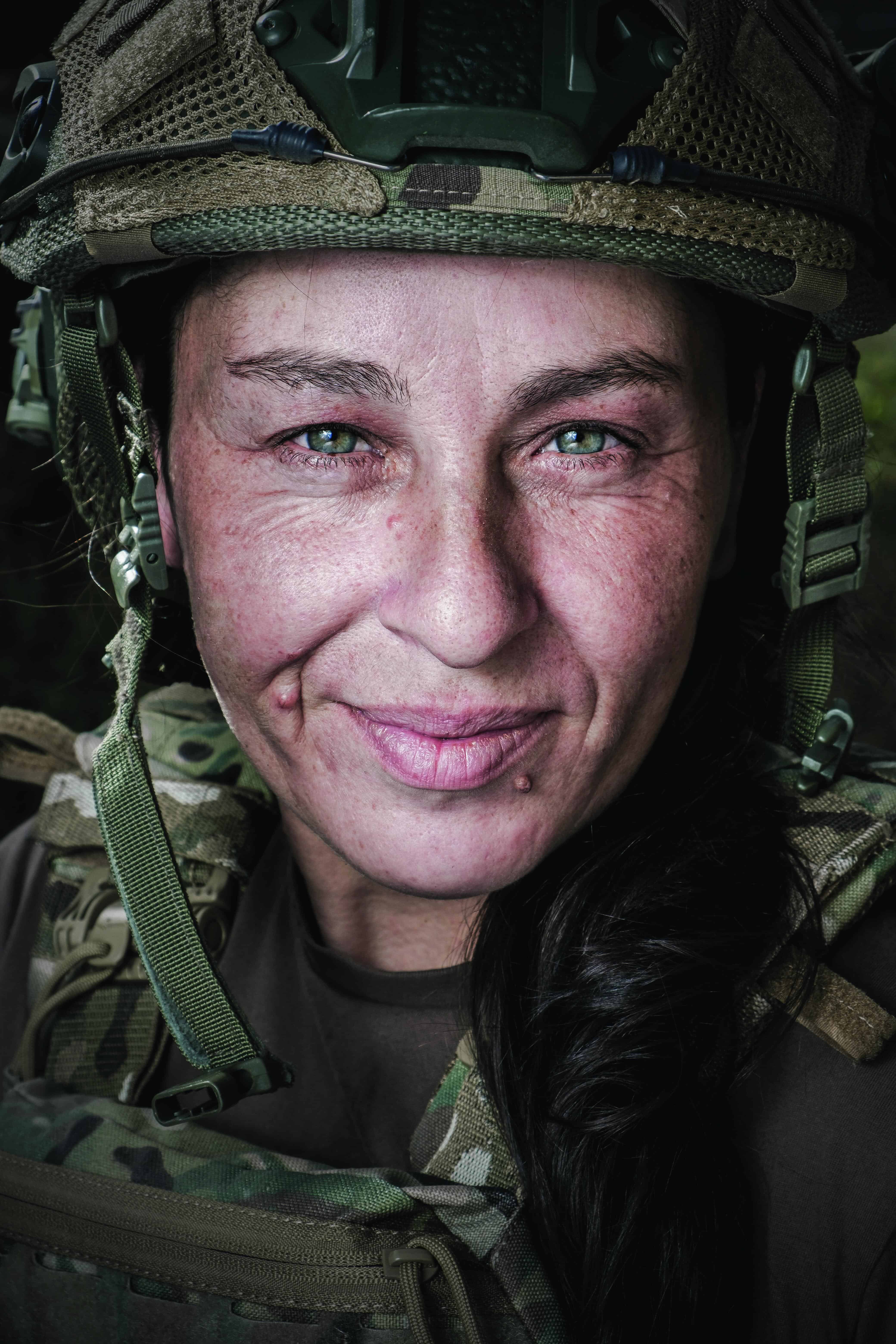 У Києві 19 листопада покажуть виставку "Те, що болить" про людей у війні: як долучитися