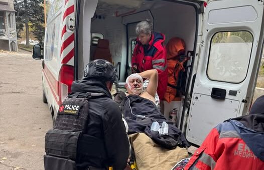 Росіяни вдарили дроном по цивільній автівці у Костянтинівці: є поранений