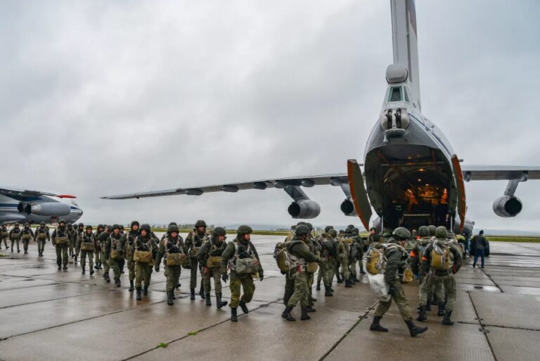 На Покровський напрямок зайшла російська десантна дивізія, відома розстрілами у Бучі, — військовий Андрій Ткачук
