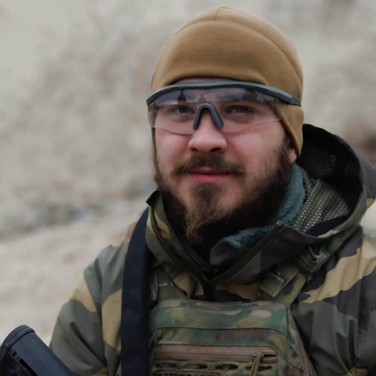 Хотел деблокировать родной Мариуполь: почтим память военного Виктора Хетчикова, погибшего в Донецкой области