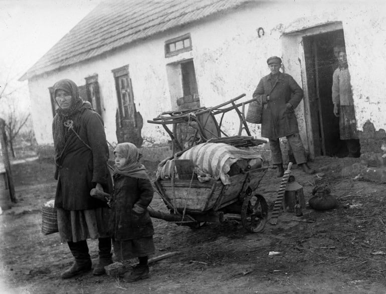 Українська родина в роки Голодомору