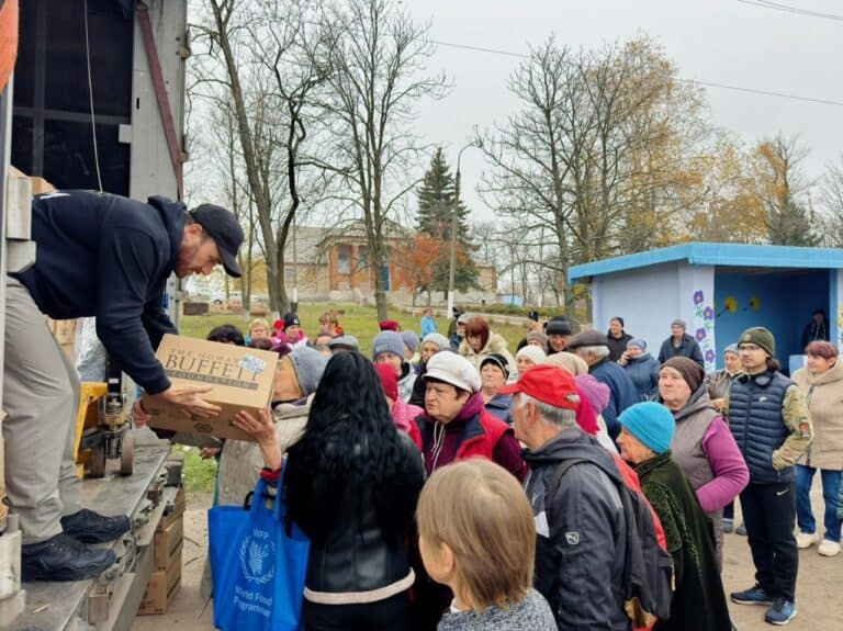 Громады подконтрольной части Донетчины получили почти 259 тонн гуманитарной помощи за прошедшую неделю