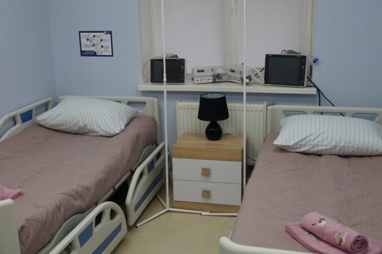 Для переселенцев из Донетчины открыли отделение Торецкой больницы в Софиевской Борщаговке