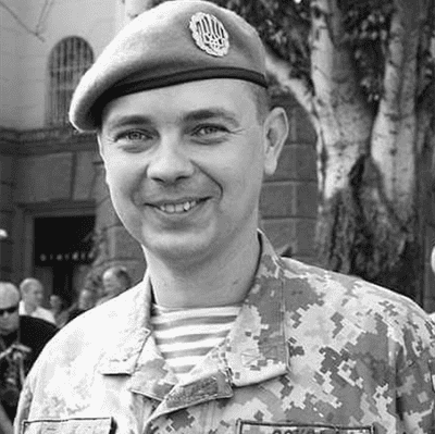 «Любил жизнь и спасал других»: вспомним 39-летнего защитника из Львова Дмитрия Олейника с позывным «Сокол»