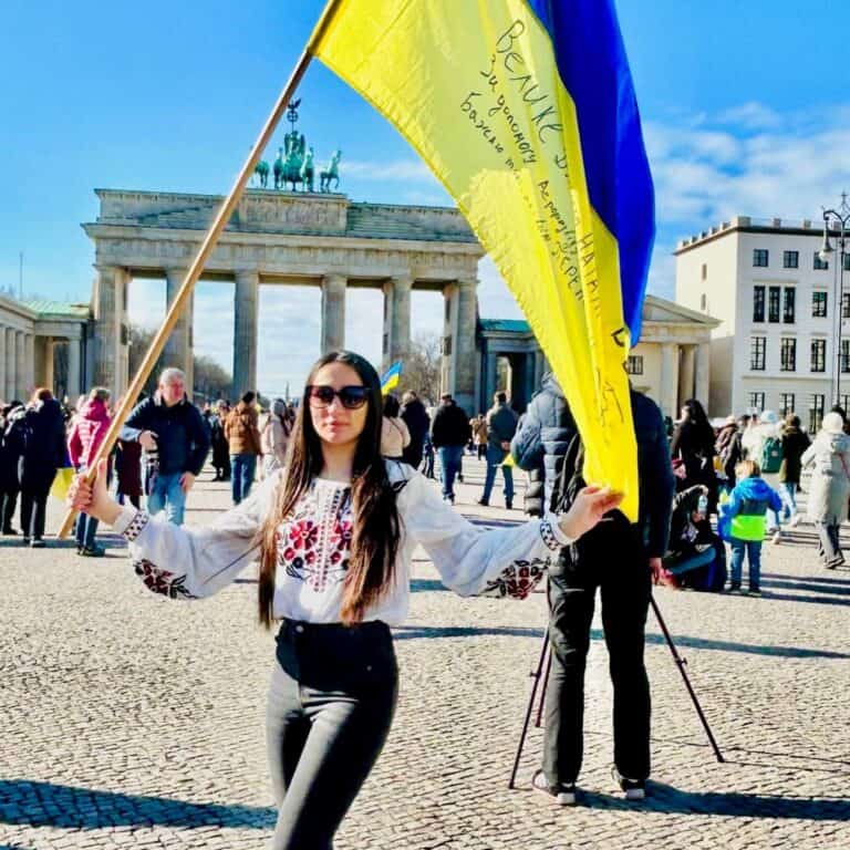 Місія — культура: як мама-волонтерка з Донеччини створює простір українських традицій у Берліні