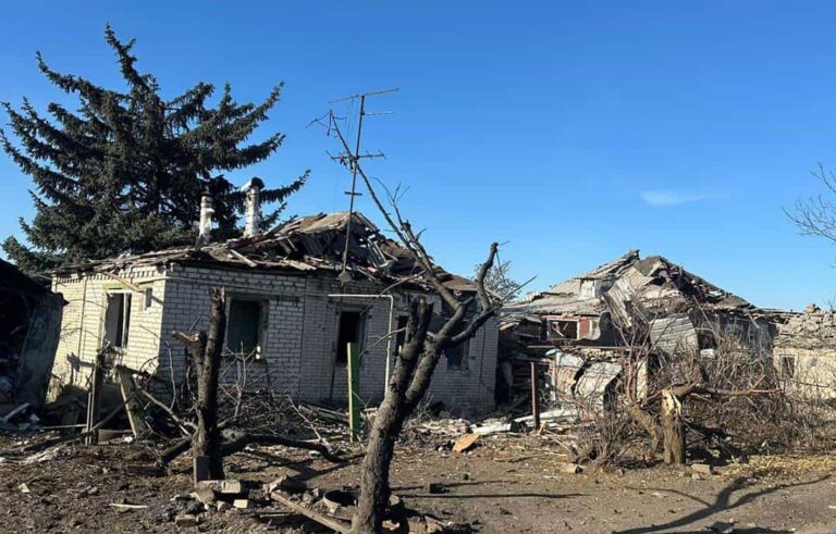 Дві людини загинули, ще стільки ж — поранені через російські удари: доба 3 листопада у Донецькій області (ЗВЕДЕННЯ)