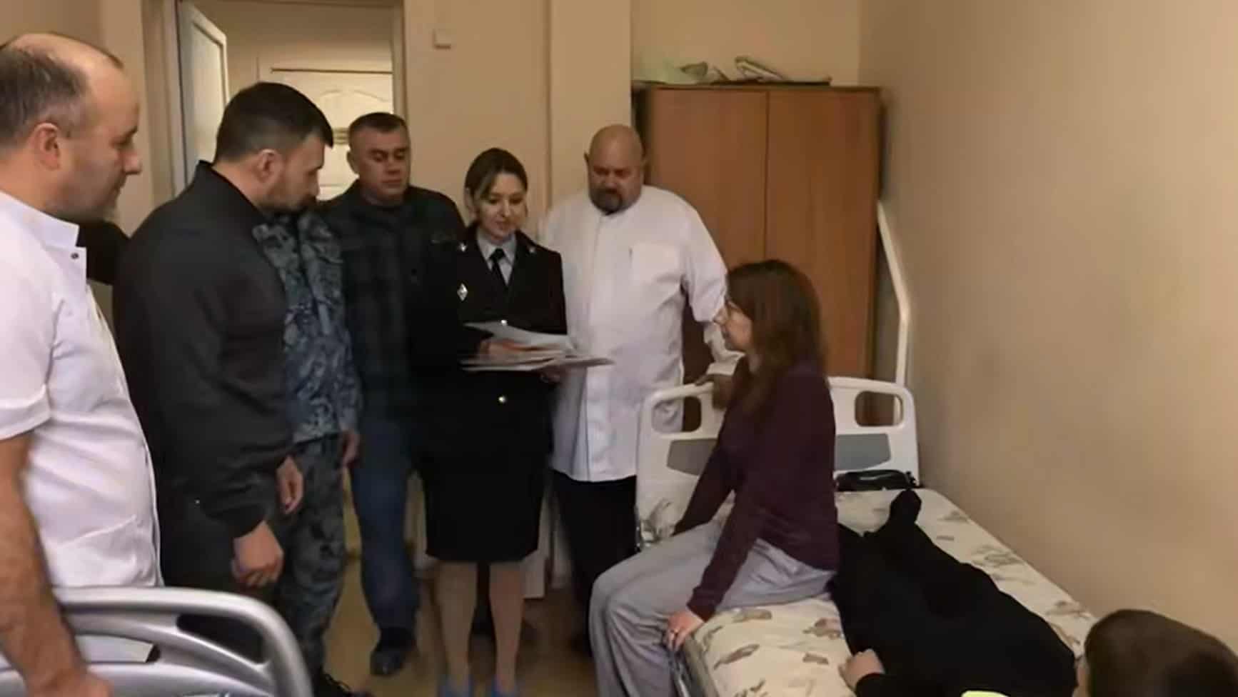 Окупанти заявили, що роздають російські паспорти "евакуйованим" з Покровська: деталі