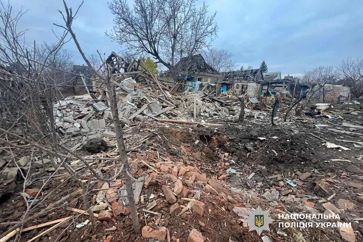 Дружківка під ударом FPV 13.11.2024 — зруйнований приватний будинок та адмінбудівля