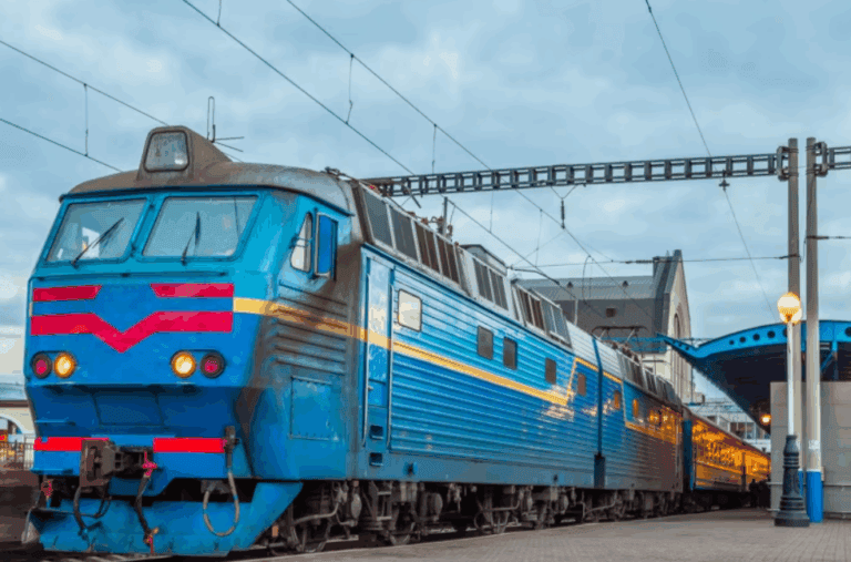На Донетчину больше не ходят электрички: движение пригородных поездов отменили из соображений безопасности (детали)