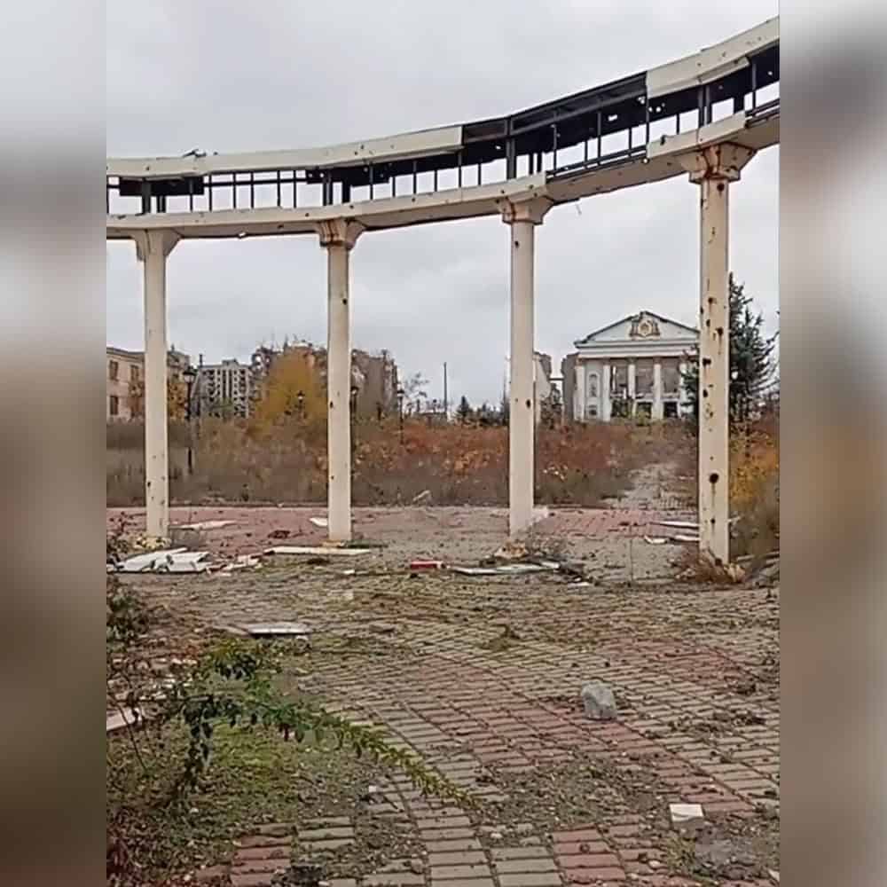 Територія “Алеї троянд” у західній частині Бахмута, листопад 2025 року