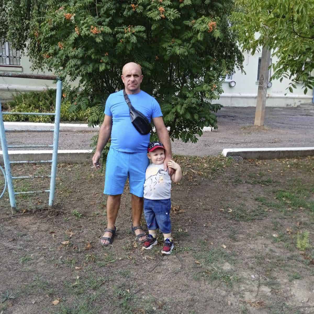 Зображення до посту: Знайшов на сході роботу та кохання: згадаймо Романа Петращука із Соледара