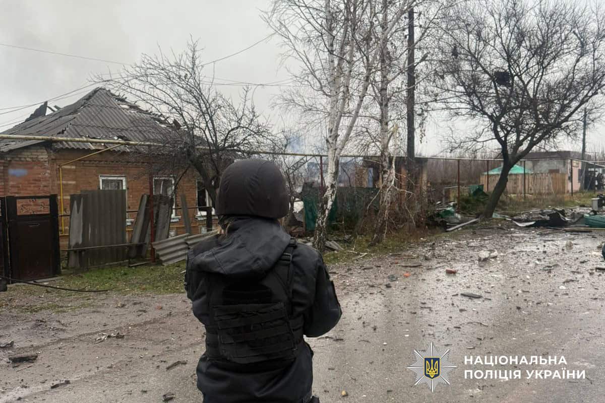 Наслідки російських атак у Донецькій області за 20 листопада 2025 року. Фото: поліція Донеччини