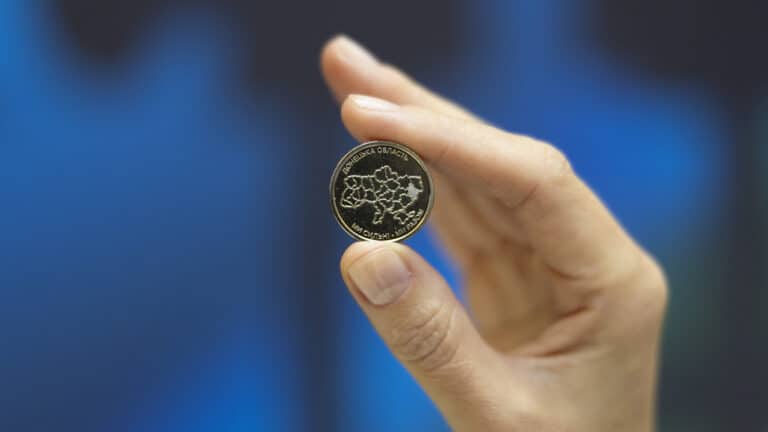 “Ми сильні. Ми разом”: Нацбанк випустив монету, яка присвячена Донецькій області (деталі)