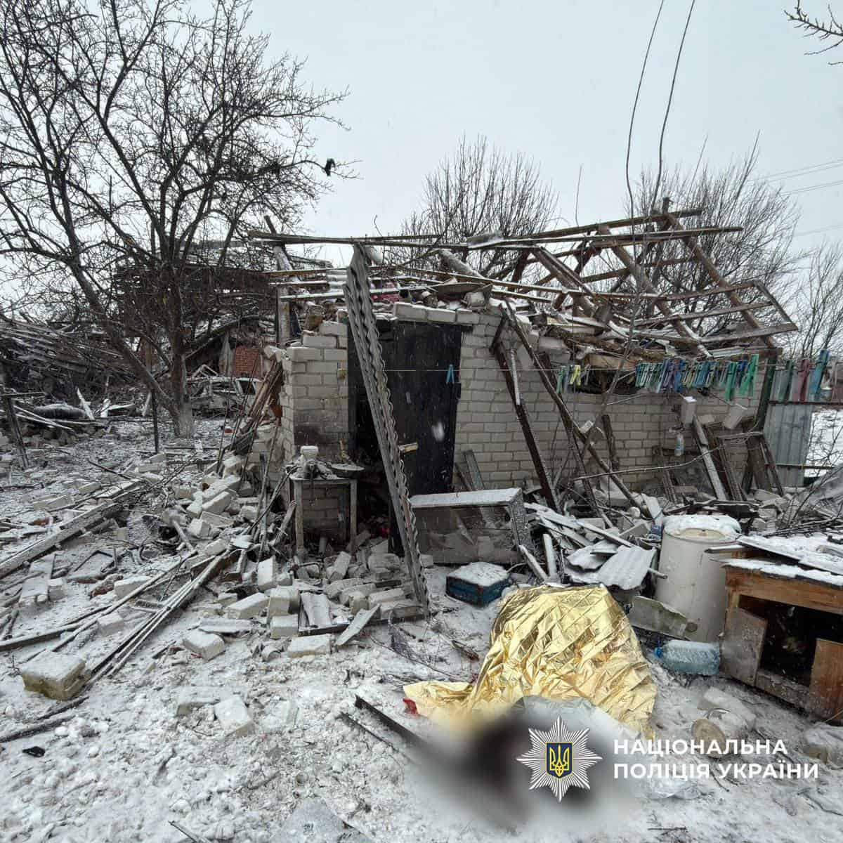 Наслідки удару безпілотника по підприємству в Краматорську під час обстрілів Донеччини